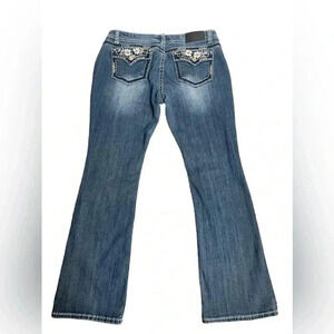 Shyanne Shy Floral Mid Rise Bootcut Western Jeans Women’s Size 34/Reg (Size18)